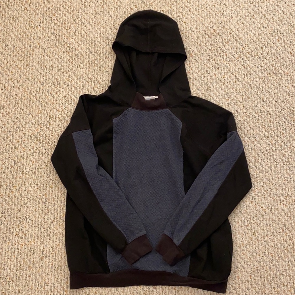 Vera Wang, Size L, black and blue hoodie